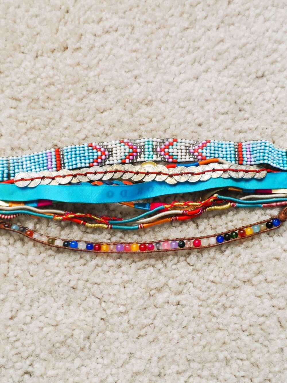 Hipanema multi-strand magnetic clasp bracelet  boho-chic design elements - Picture 6 of 9